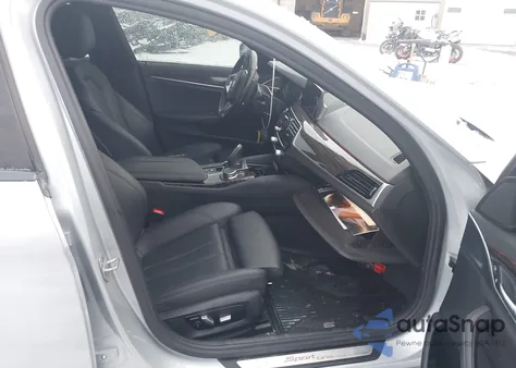 2018 BMW 530I xDrive из США, поврежденный, VIN WBAJA7C54JWA71492